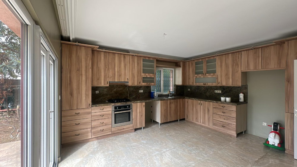 ZEKERİYAKÖY SİTE İÇİNDE ÖZEL BAHÇELİ DUBLEKS 5+1 KİRALIK DAİRE