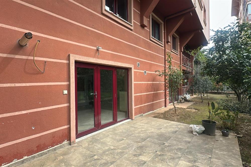 ZEKERİYAKÖY SİTE İÇİNDE ÖZEL BAHÇELİ DUBLEKS 5+1 KİRALIK DAİRE