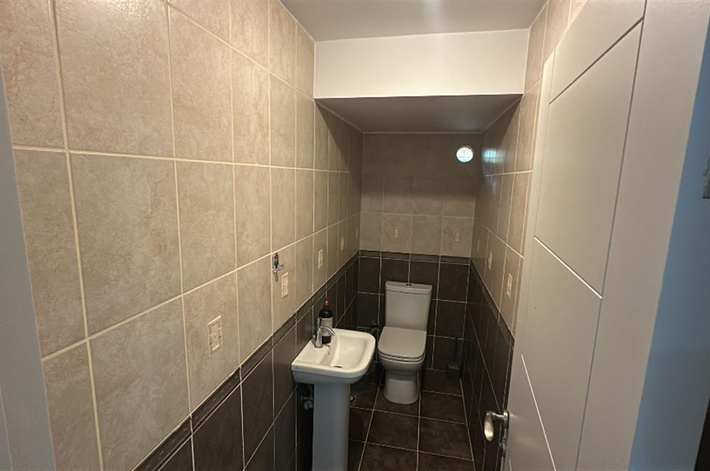 ZEKERİYAKÖY SİTE İÇİNDE ÖZEL BAHÇELİ DUBLEKS 5+1 KİRALIK DAİRE