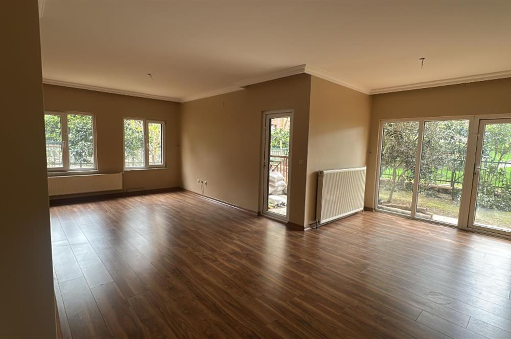 ZEKERİYAKÖY SİTE İÇİNDE ÖZEL BAHÇELİ DUBLEKS 5+1 KİRALIK DAİRE