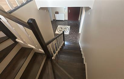 ZEKERİYAKÖY SİTE İÇİNDE ÖZEL BAHÇELİ DUBLEKS 5+1 KİRALIK DAİRE