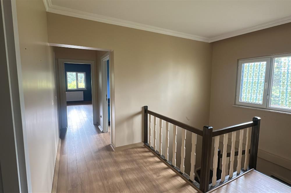 ZEKERİYAKÖY SİTE İÇİNDE ÖZEL BAHÇELİ DUBLEKS 5+1 KİRALIK DAİRE