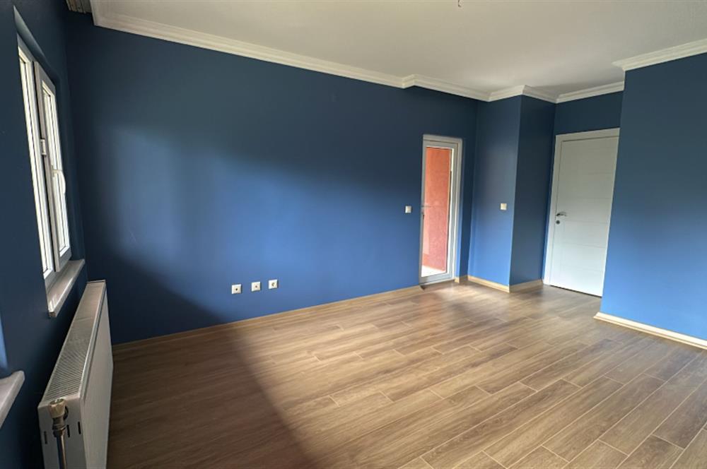 ZEKERİYAKÖY SİTE İÇİNDE ÖZEL BAHÇELİ DUBLEKS 5+1 KİRALIK DAİRE