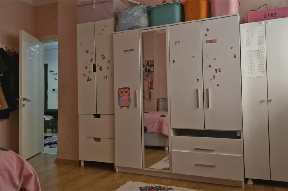 ÇAMLIK'TA İKBAL CADDESİNE YAKIN GENİŞ BAHÇE KULLANIMLI  2+1 SATILIK