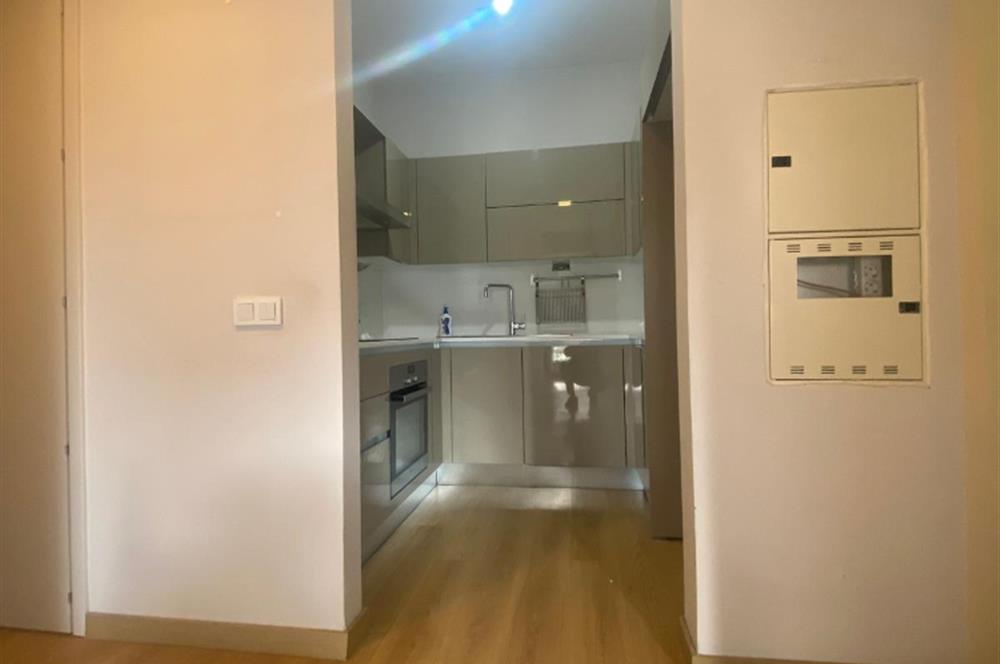 FİKİRTEPE BAYSAŞ İSTANBUL216 KİRALIK 1+1(HAVUZ-OTOPARK-GÜVENLİK)