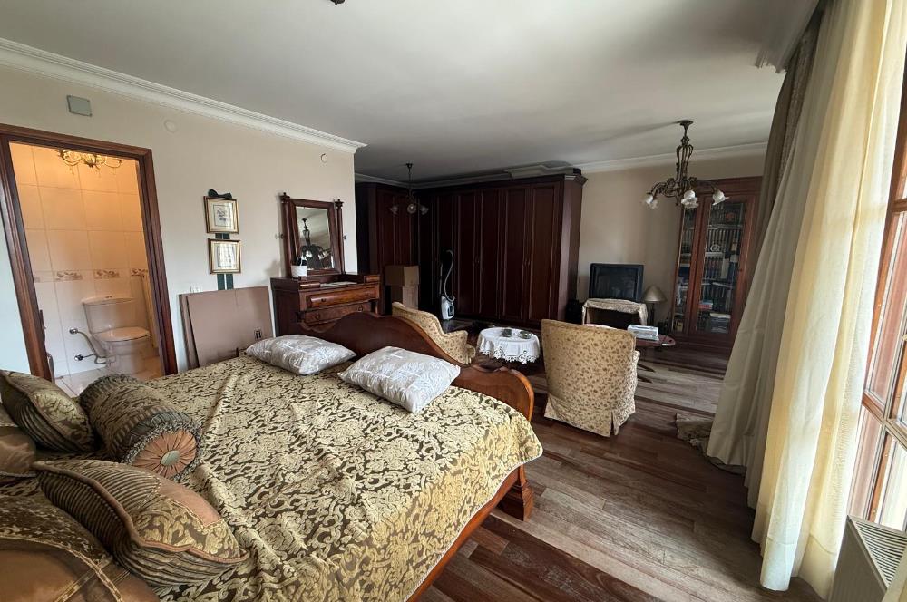 Kurtköy Seçkinev Konakları'nda Satılık 5+1 Lüks Villa