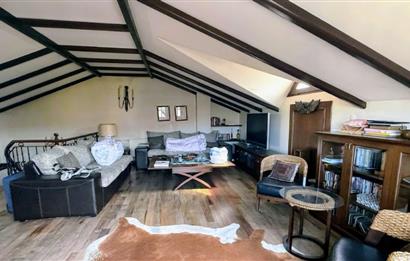 Kurtköy Seçkinev Konakları'nda Satılık 5+1 Lüks Villa