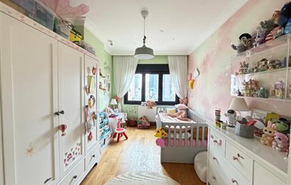 SUADİYE BAĞDAT CADDESİ VE SAHİLE ÇOK YAKIN SATILIK 3+1 DAİRE