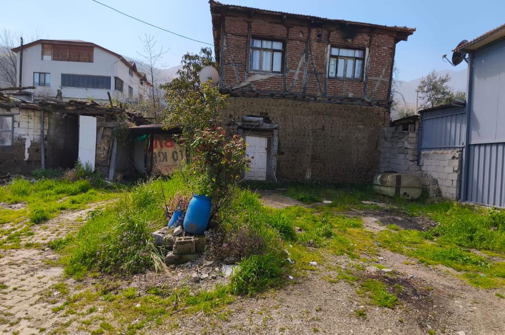 C21 Cius; Akharem mahallesinde Satılık Köy evi+İmarlı Arsa