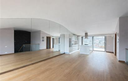 Parkone Sitesi'nde Doğa Manzaralı Satılık Çatı Dubleks