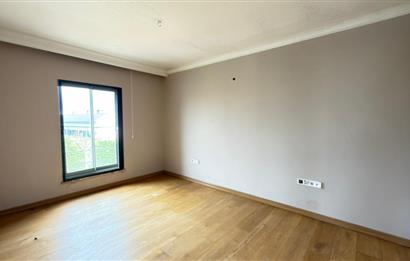 Parkone Sitesi'nde Doğa Manzaralı Satılık Çatı Dubleks