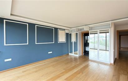 Parkone Sitesi'nde Doğa Manzaralı Satılık Çatı Dubleks