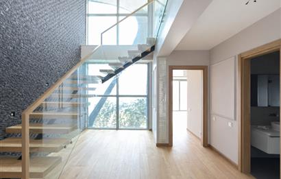 Parkone Sitesi'nde Doğa Manzaralı Satılık Çatı Dubleks