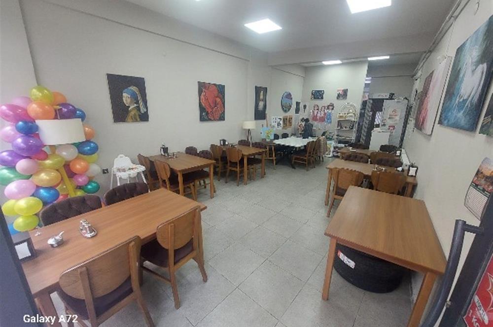 Karşıyaka Girne Caddesi Paralelinde Devren Kiralık Dükkan