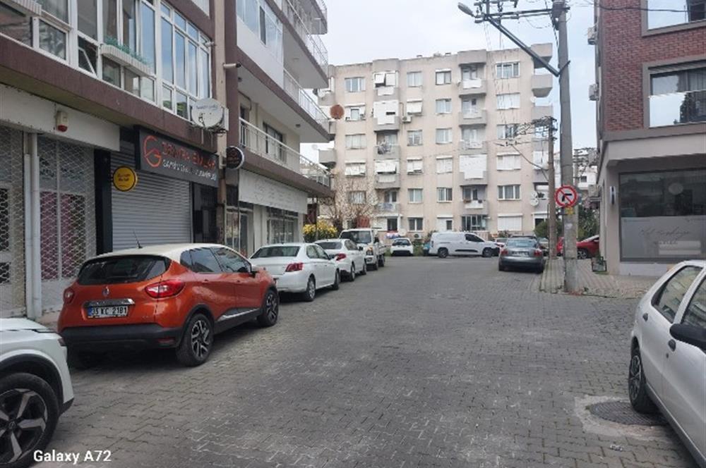 Karşıyaka Girne Caddesi Paralelinde Devren Kiralık Dükkan
