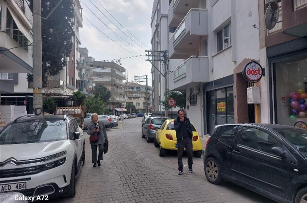 Karşıyaka Girne Caddesi Paralelinde Devren Kiralık Dükkan