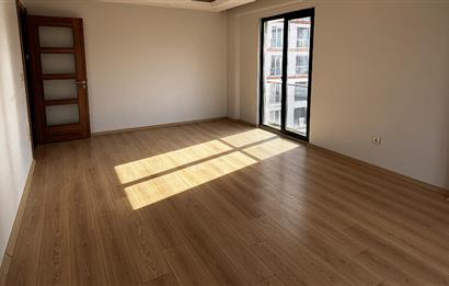 Pendik Velibaba Seven Life Sitesi'nde 3 Cepheli 2+1 Satılık Daire