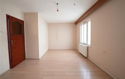 C21 Cius; Osmaniye Mahallesinde 2+1 Teraslı Kiralık Daire