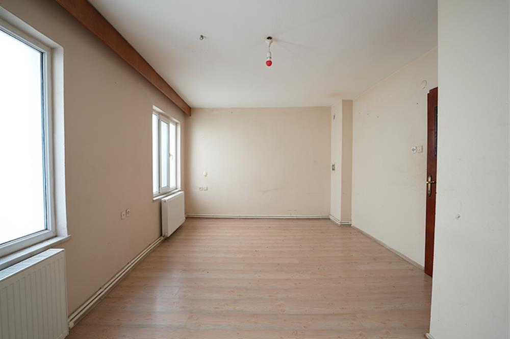 C21 Cius; Osmaniye Mahallesinde 2+1 Teraslı Kiralık Daire