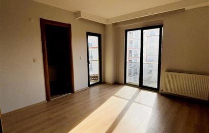 Pendik Velibaba Seven Life Sitesi'nde 3 Cepheli 2+1 Satılık Daire