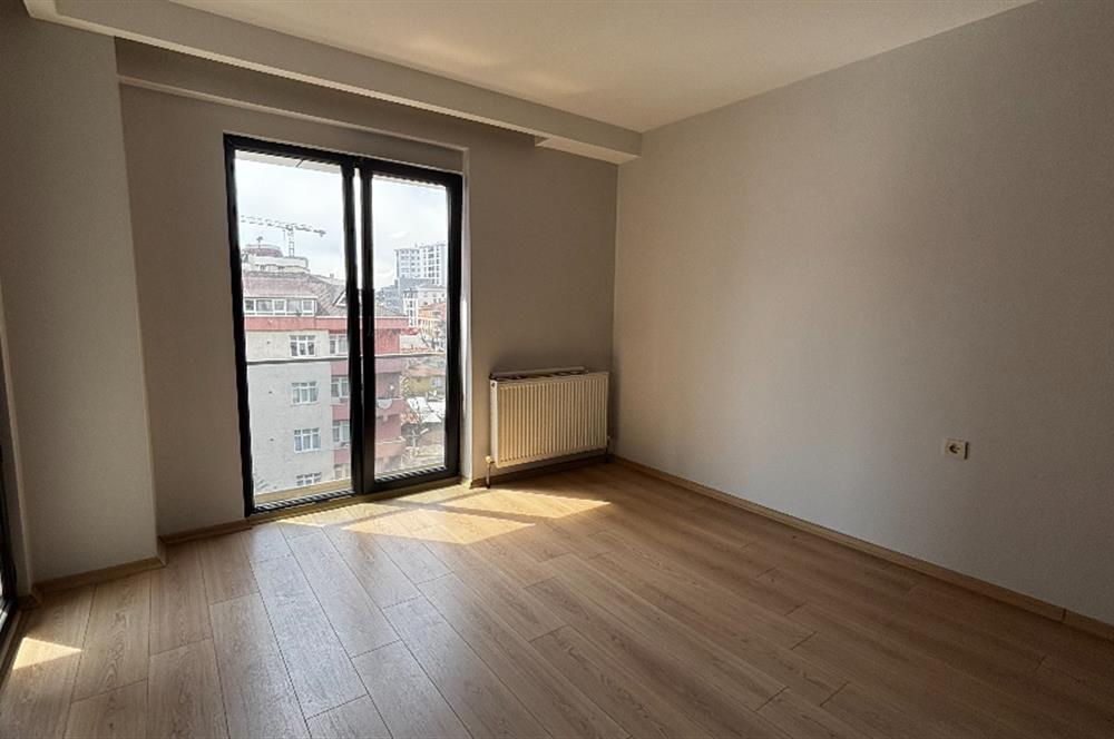 Pendik Velibaba Seven Life Sitesi'nde 3 Cepheli 2+1 Satılık Daire