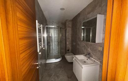 Pendik Velibaba Seven Life Sitesi'nde 3 Cepheli 2+1 Satılık Daire