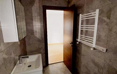 Pendik Velibaba Seven Life Sitesi'nde 3 Cepheli 2+1 Satılık Daire