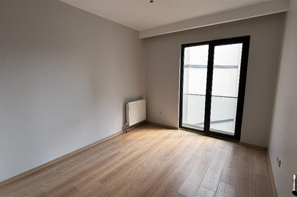 Pendik Velibaba Seven Life Sitesi'nde 3 Cepheli 2+1 Satılık Daire