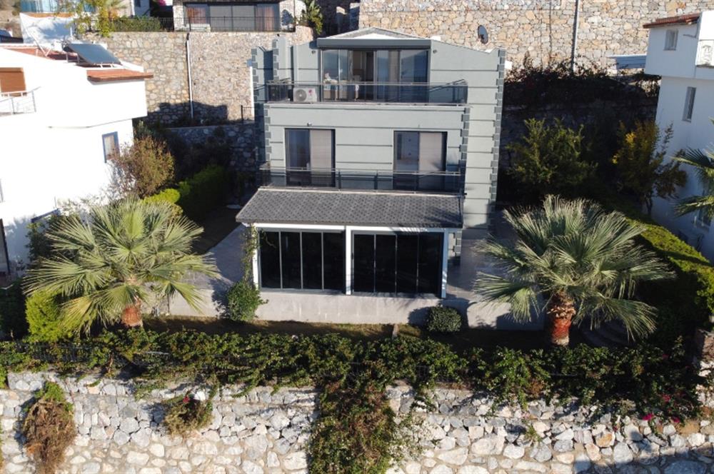 4+1 200 m2 , Panoramik Deniz Manzaralı ve Plajlı