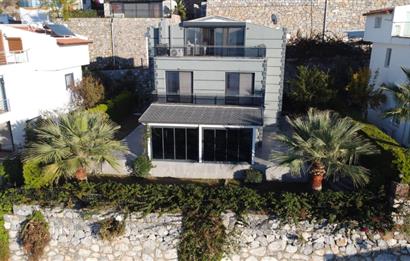 4+1 200 m2 , Panoramik Deniz Manzaralı ve Plajlı