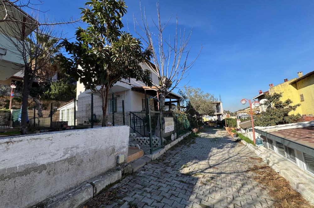 Aliağa Çakmaklı'da Site İçerisinde 2+1 Satılık Dubleks Villa