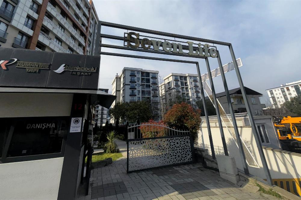 Pendik Velibaba Seven Life Sitesi'nde 3 Cepheli 2+1 Satılık Daire