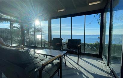 4+1 200 m2 , Panoramik Deniz Manzaralı ve Plajlı