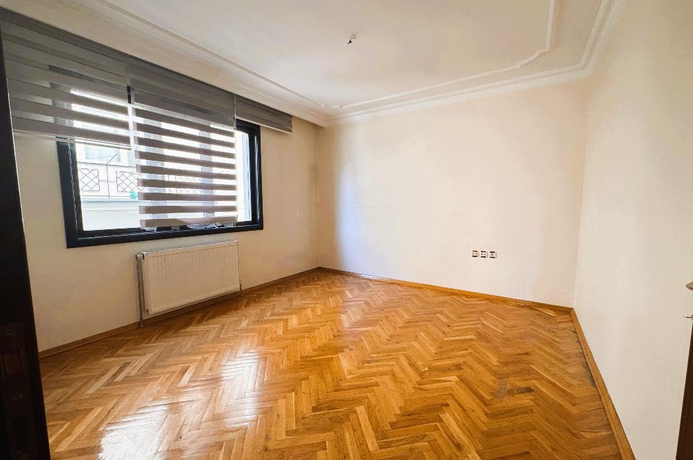 SOKULLU CADDESİNDE KİRALIK 3+1 DAİRE