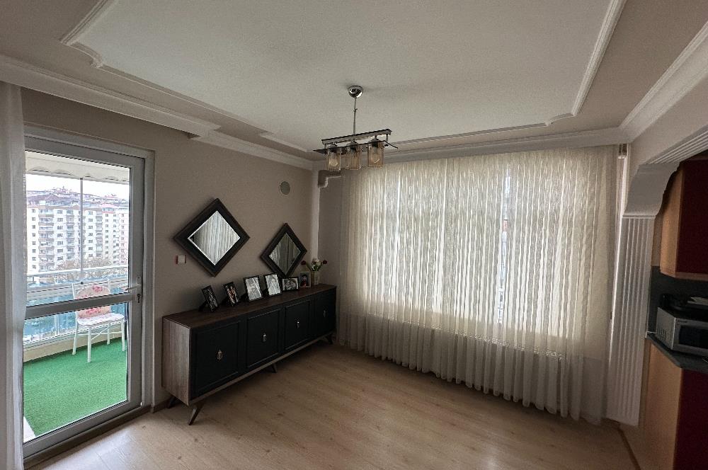 C21 UZMAN'DAN HOL-TUR EVLERİNDE MANZARALI DAİRE FIRSATI