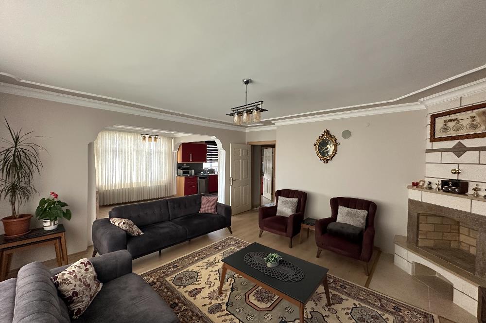 C21 UZMAN'DAN HOL-TUR EVLERİNDE MANZARALI DAİRE FIRSATI