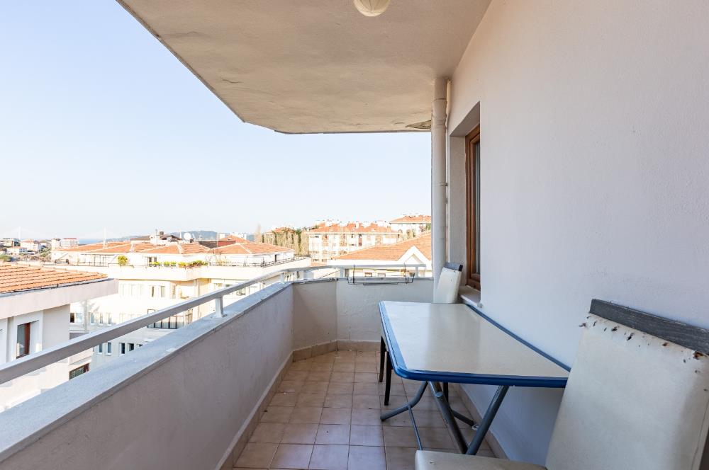 Tarabya Profesörler Sitesi’nde Eşyalı, Boğaz Manzaralı & Metroya 13 Dakika Yürüme Mesafesinde 3+1