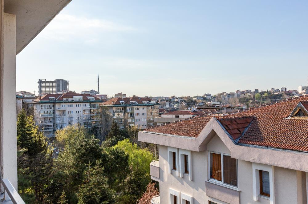 Tarabya Profesörler Sitesi’nde Eşyalı, Boğaz Manzaralı & Metroya 13 Dakika Yürüme Mesafesinde 3+1