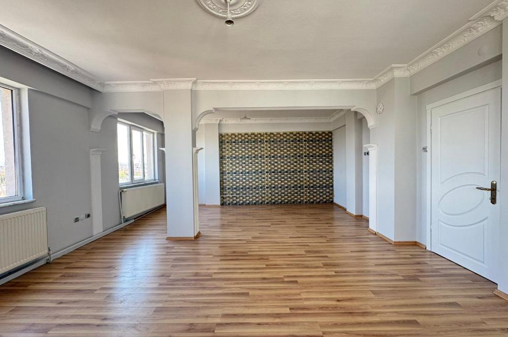 CENTURY21 BAL'DAN AVLU KARŞISI GENİŞ DAİRE 