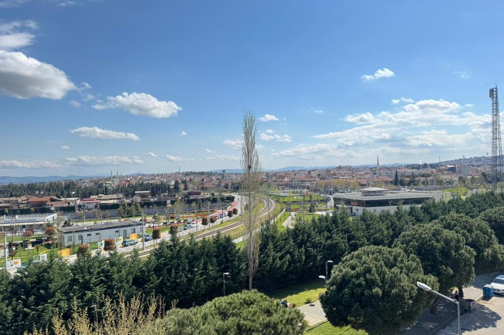 CENTURY21 BAL'DAN AVLU KARŞISI GENİŞ DAİRE 