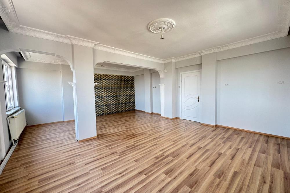 CENTURY21 BAL'DAN AVLU KARŞISI GENİŞ DAİRE 