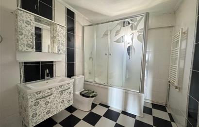 CENTURY21 BAL'DAN AVLU KARŞISI GENİŞ DAİRE 