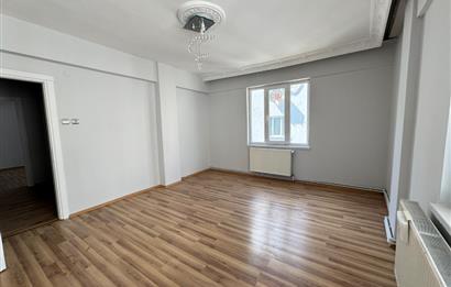 CENTURY21 BAL'DAN AVLU KARŞISI GENİŞ DAİRE 