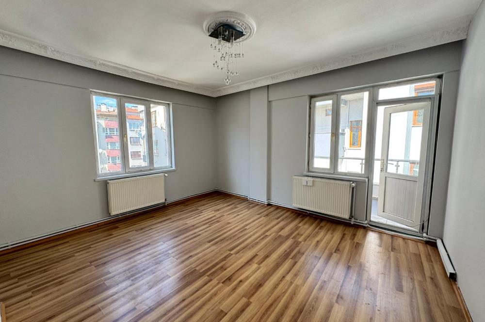 CENTURY21 BAL'DAN AVLU KARŞISI GENİŞ DAİRE 