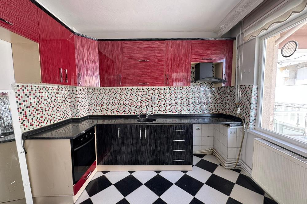 CENTURY21 BAL'DAN AVLU KARŞISI GENİŞ DAİRE 