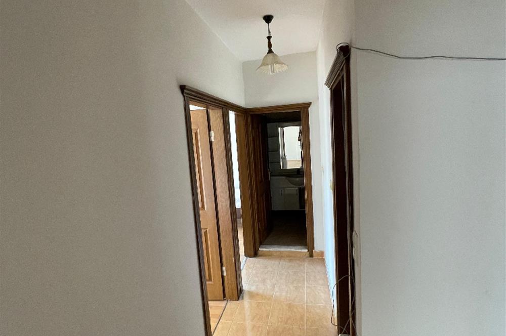 CENTURY21'DEN KARŞIYAKADA KİRALIK 2+1 DAİRE..