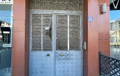 CENTURY21'DEN KARŞIYAKADA KİRALIK 2+1 DAİRE..