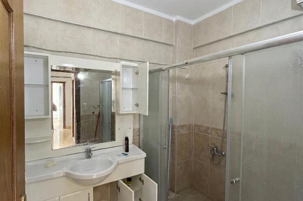 CENTURY21'DEN KARŞIYAKADA KİRALIK 2+1 DAİRE..