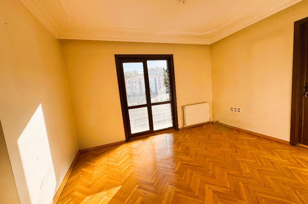 SOKULLU CADDESİNDE KİRALIK 3+1 DAİRE