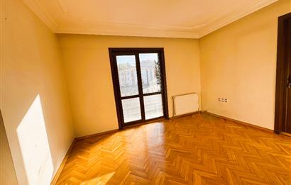 SOKULLU CADDESİNDE KİRALIK 3+1 DAİRE